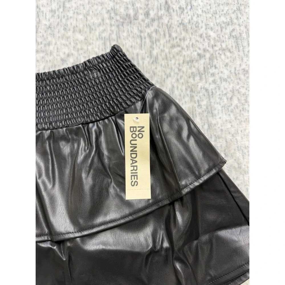 No Boundaries Black Faux Leather‎ Smocked Tiered Mini Skirt Size L 12-14 NEW